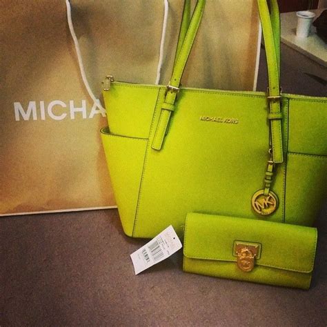 michael kors bag deals|cheap michael kors handbags 39.99.